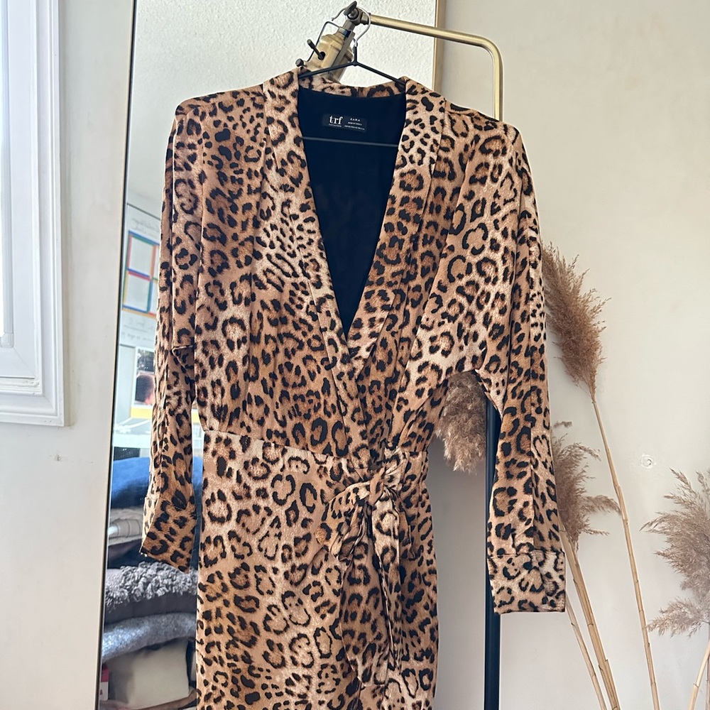 ZARA TRE NWT Leopard Print Long Sleeve Romper, Size Extra Small